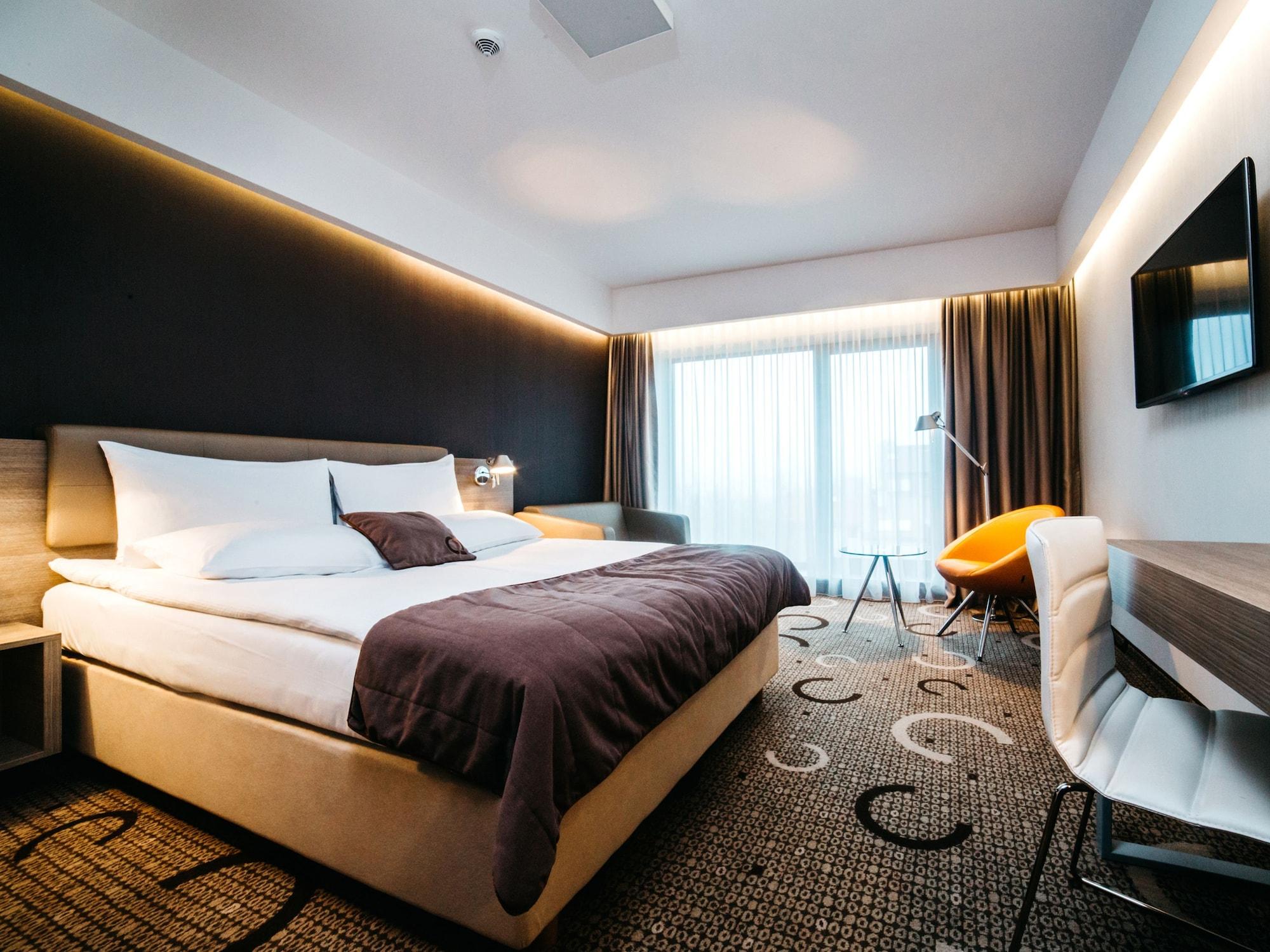 Q Hotel Plus Krakow Exterior photo