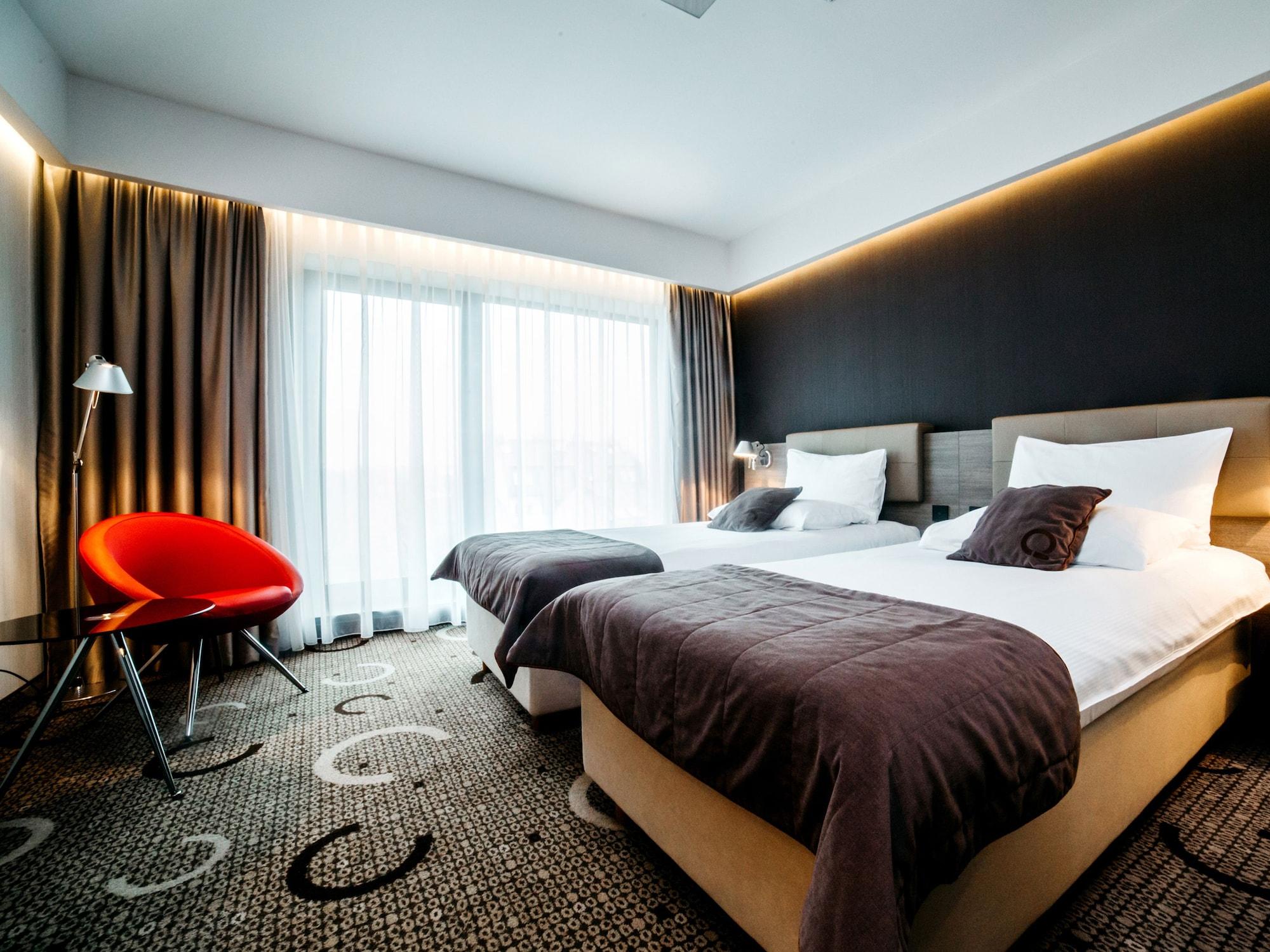 Q Hotel Plus Krakow Exterior photo
